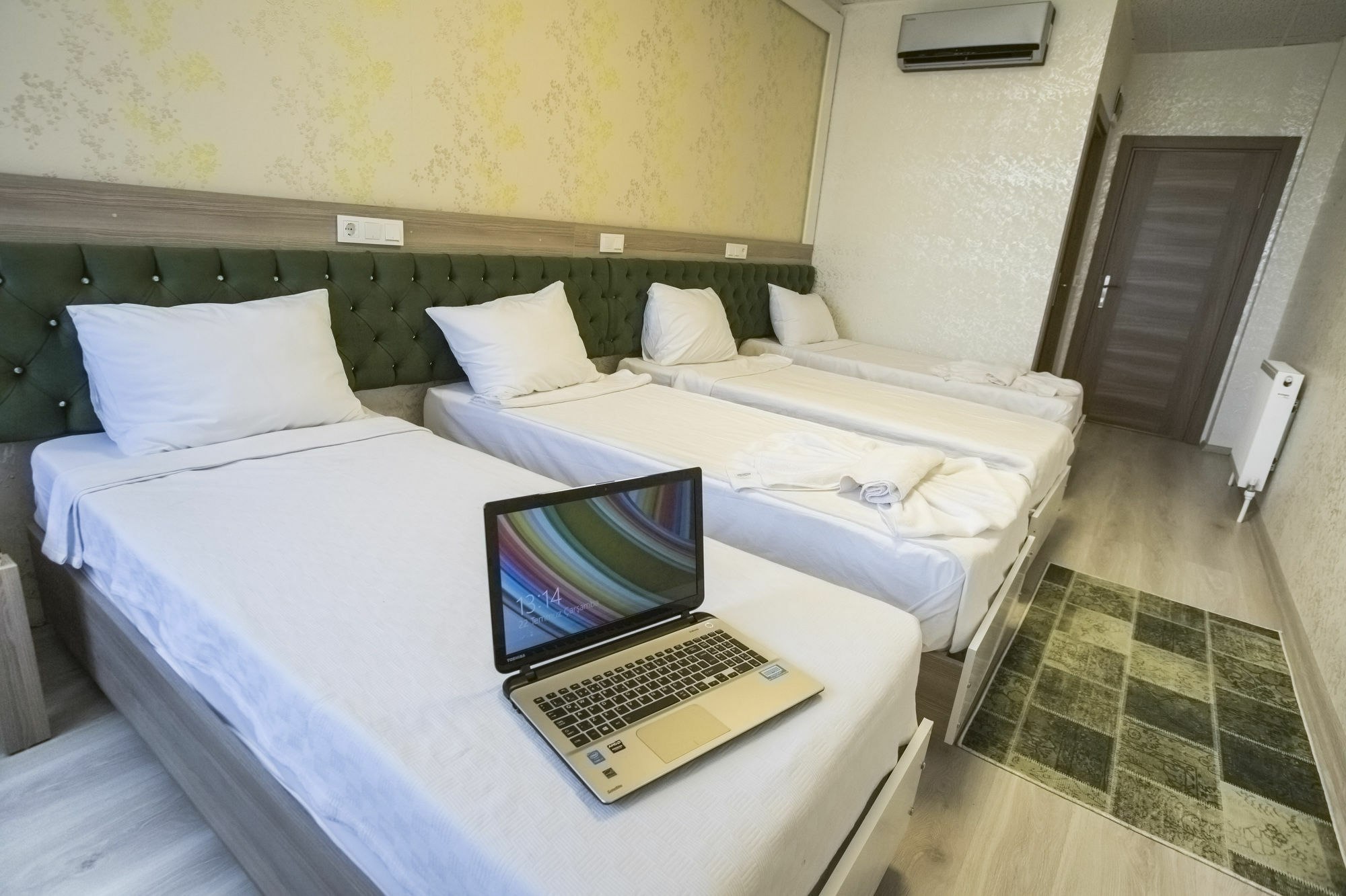 Istanbul Fair Hotel Екстериор снимка